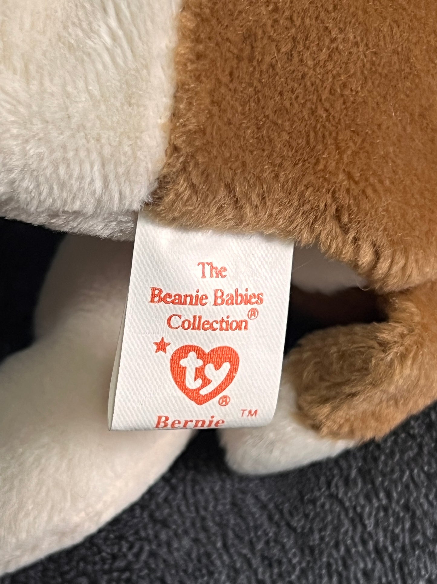Ty Beanie Baby Bernie Vintage ( Pre Loved )